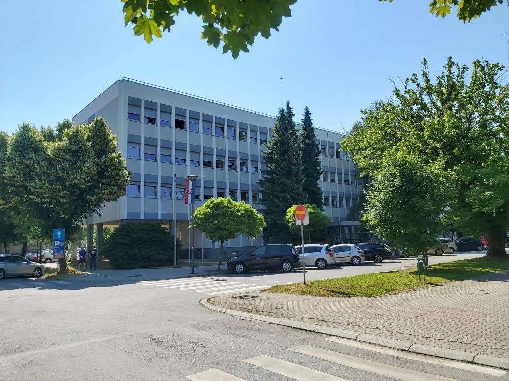 Zgrada ili ulaz suda — Općinski sud u Slavonskom Brodu